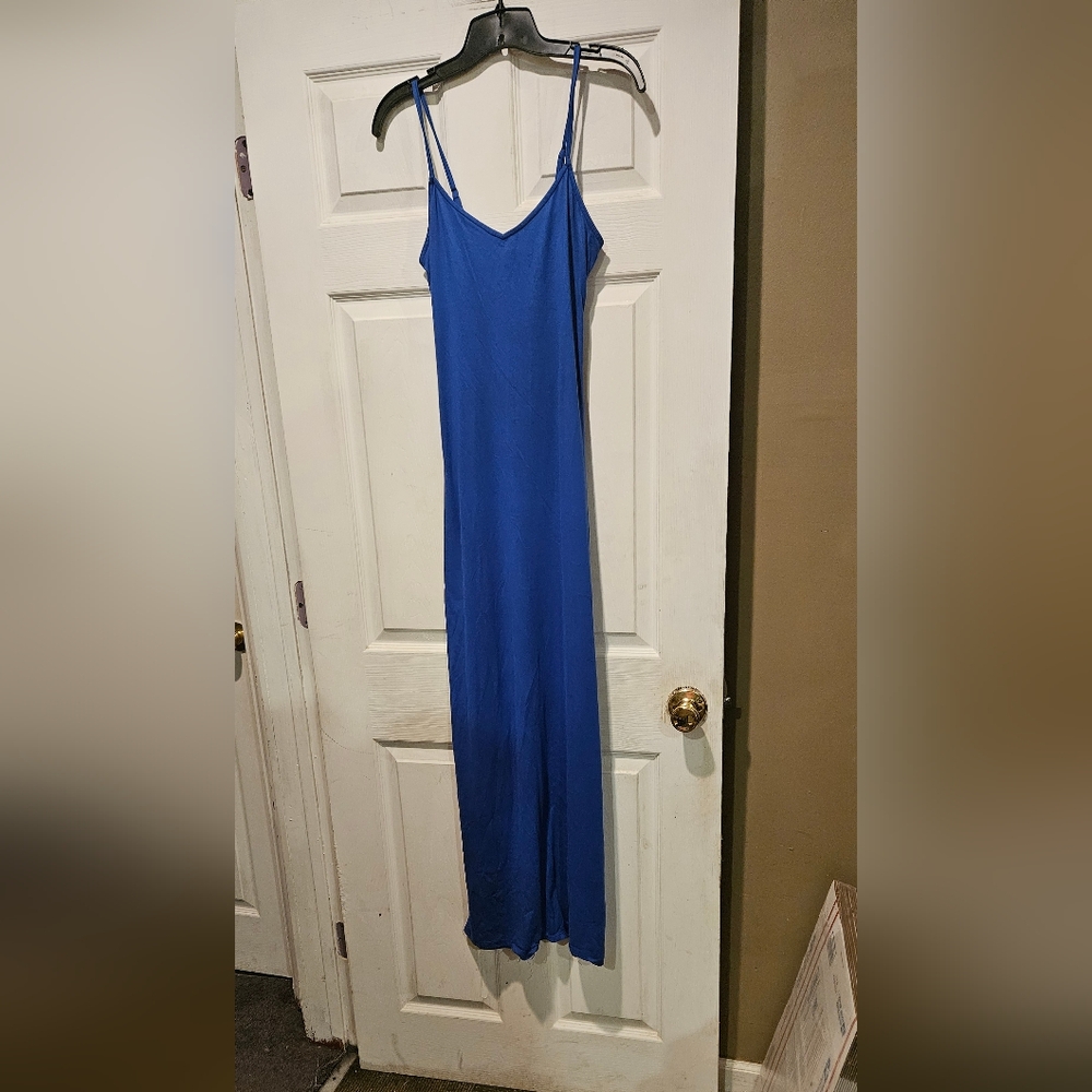 HAUTE MONDE MAXI DRESS